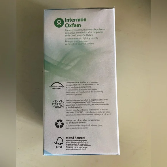 Tous - Picture 2 of 4